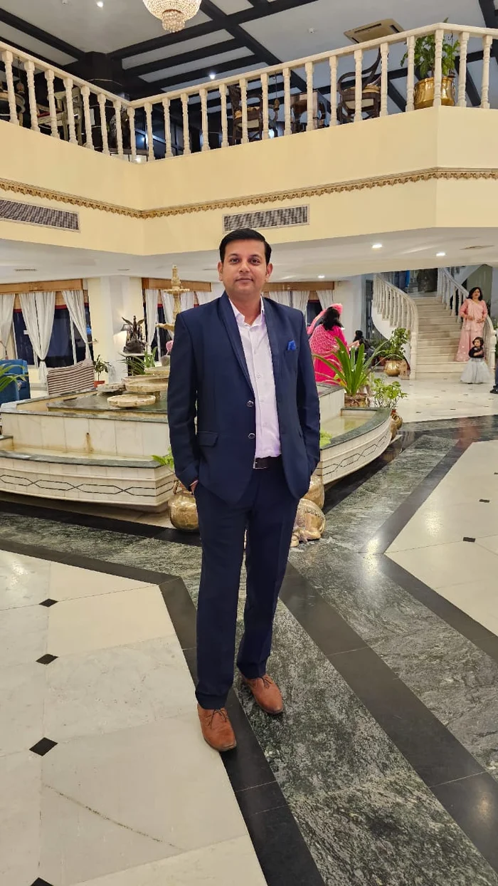 Dr. Shashank Kotia