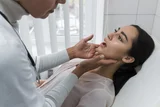 Galaganda in Ayurveda – Causes, Symptoms, and Ayurvedic Treatments