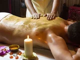 Udavarta in Ayurveda – Embracing the Power of Herbal Dry Massage